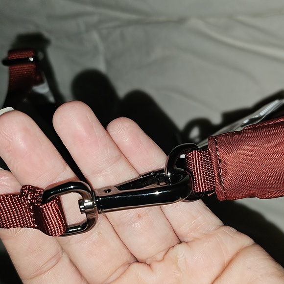 Lululemon Nwts City Essentials Mini Shoulder Bag!Rare,Sold Out ROCKWOOD,Gunmetal - Picture 6 of 11